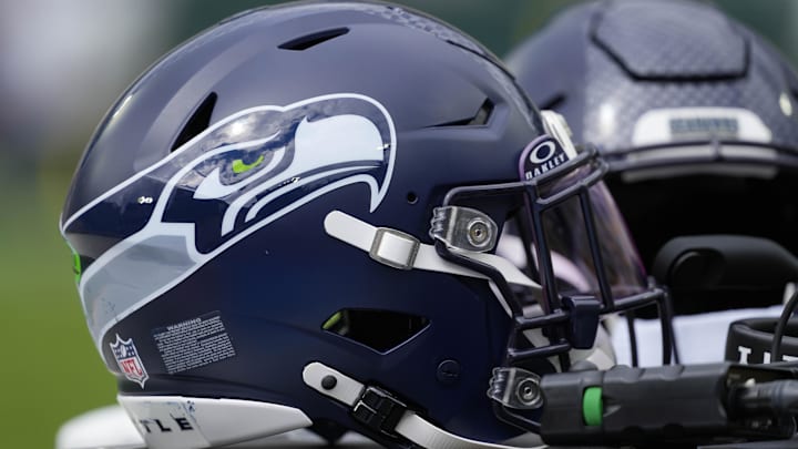 Aug 23, 2025; Green Bay, Wisconsin, USA; General view of a Seattle Seahawks helmet prior to the game against the Green Bay Packers at Lambeau Field. Mandatory Credit: Jeff Hanisch-Imagn Images Aug 23, 2025; Green Bay, Wisconsin, USA; General view of a Seattle Seahawks helmet prior to the game against the Green Bay Packers at Lambeau Field. Mandatory Credit: Jeff Hanisch-Imagn Images
