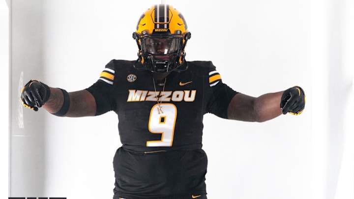 Compass prep defnsive tackle Keytrin Harris on his official visit to the University of Missouri on Sunday, June 22. Compass prep defnsive tackle Keytrin Harris on his official visit to the University of Missouri on Sunday, June 22.