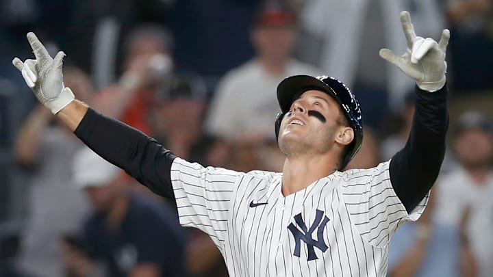 Anthony Rizzo firmó por dos años más con los Yankees