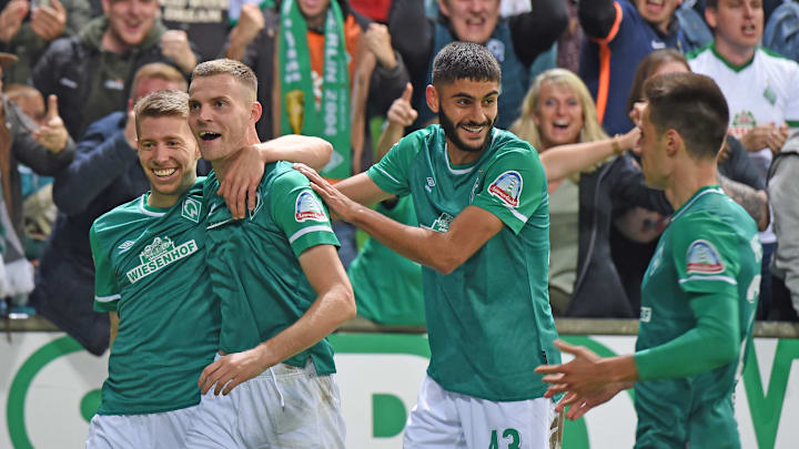 Eren Dinkci (Mitte) möchte zu Werder Bremen zurück