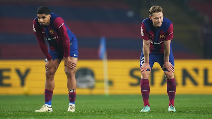 Ronald Araújo e Frenkie de Jong podem deixar o Barcelona em breve