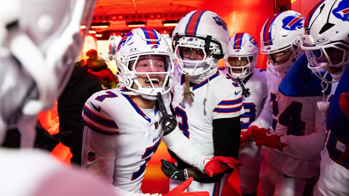 Jan 26, 2025; Kansas City, MO, USA; Buffalo Bills cornerback Taron Johnson (7) in the huddle with safety Damar Hamlin (3) against the Kansas City Chiefs during the AFC Championship game at GEHA Field at Arrowhead Stadium. Mandatory Credit: Mark J. Rebilas-Imagn Images