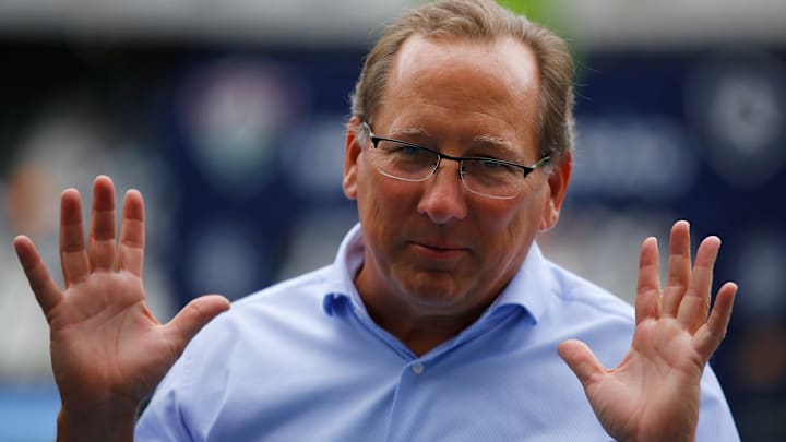 Textor foi chamado de 'comediante'