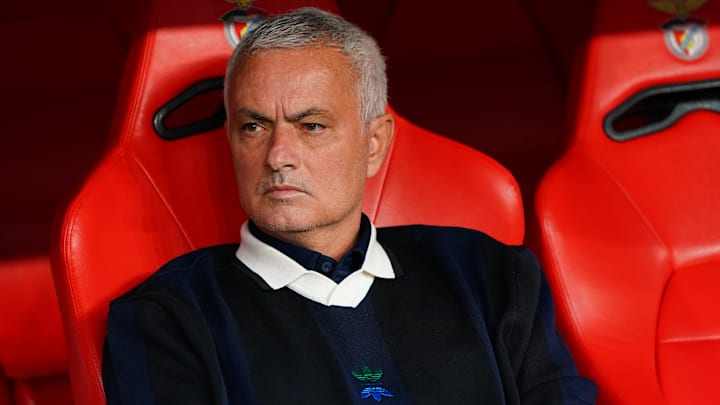 Jose Mourinho ist nicht mehr Trainer von Fenerbahce Jose Mourinho ist nicht mehr Trainer von Fenerbahce