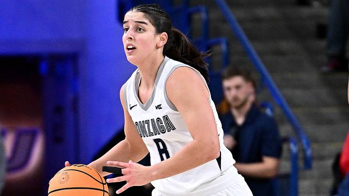 Feb 26, 2026; Spokane, Washington, USA; Gonzaga Bulldogs guard Ines Bettencourt (8) controls the ball against the Saint Mary's Gaels in the first half at McCarthey Athletic Center. Feb 26, 2026; Spokane, Washington, USA; Gonzaga Bulldogs guard Ines Bettencourt (8) controls the ball against the Saint Mary's Gaels in the first half at McCarthey Athletic Center.