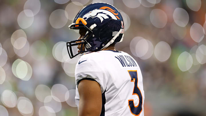 Denver Broncos v Seattle Seahawks
