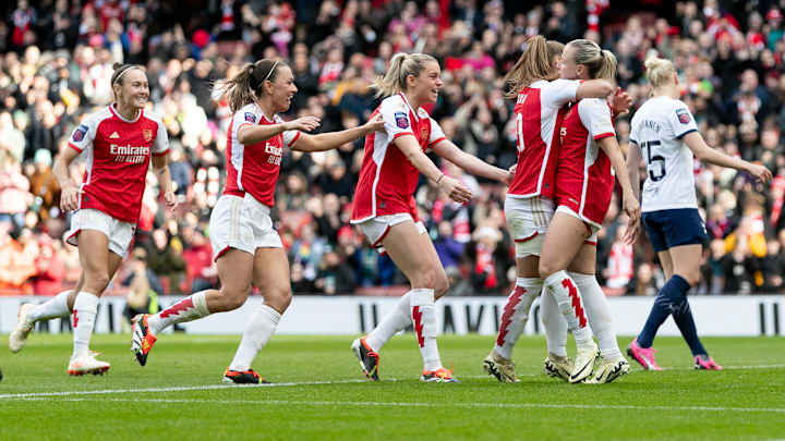 Arsenal reclaimed north London derby bragging rights with a 1-0 win over Spurs