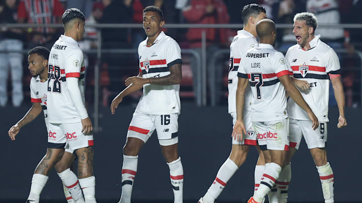 Provável escalação do São Paulo para enfrenta o Bahia Provável escalação do São Paulo para enfrenta o Bahia