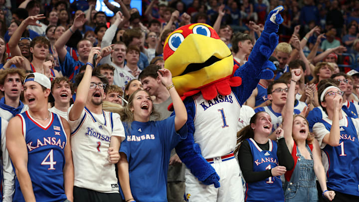 Oakland v Kansas