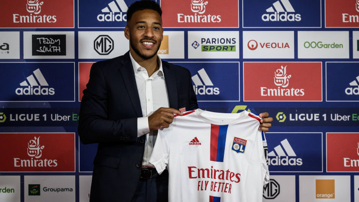 Corentin Tolisso ne sera pas présent lors du premier match amical. Corentin Tolisso ne sera pas présent lors du premier match amical.