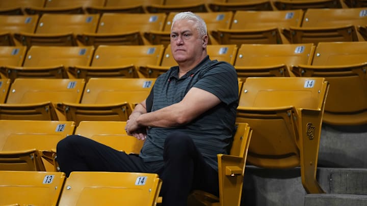 Feb 5, 2022; Boulder, Colorado, USA; Oregon State Beavers head coach Wayne Tinkle before the game against the Colorado Buffaloes at the CU Events Center. Mandatory Credit: Ron Chenoy-Imagn Images Feb 5, 2022; Boulder, Colorado, USA; Oregon State Beavers head coach Wayne Tinkle before the game against the Colorado Buffaloes at the CU Events Center. Mandatory Credit: Ron Chenoy-Imagn Images