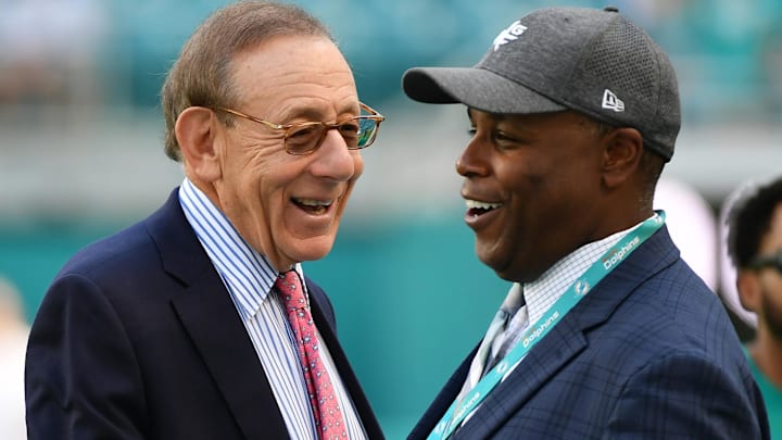 Dec 1, 2019; Miami Gardens, FL, USA; Miami Dolphins owner Stephen Ross (L) talks with Miami Dolphins