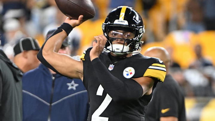 Oct 6, 2024; Pittsburgh, Pennsylvania, USA; Pittsburgh Steelers quarterback Justin Fields (2) warms up for a game against the Dallas Cowboys at Acrisure Stadium. Mandatory Credit: Barry Reeger-Imagn Images





