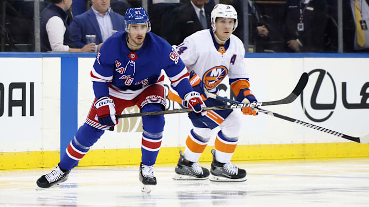 New York Islanders v New York Rangers