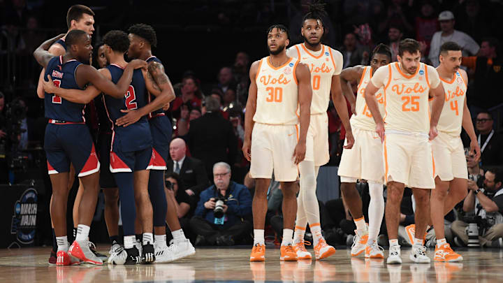 FAU and Tennessee are seen on the court during a NCAA Tournament Sweet 16 game
