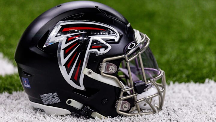 Dec 18, 2022; New Orleans, Louisiana, USA; General view of a Atlanta Falcons helmet during warm ups against the New Orleans Saints at Caesars Superdome. Mandatory Credit: Stephen Lew-Imagn Images Dec 18, 2022; New Orleans, Louisiana, USA; General view of a Atlanta Falcons helmet during warm ups against the New Orleans Saints at Caesars Superdome. Mandatory Credit: Stephen Lew-Imagn Images