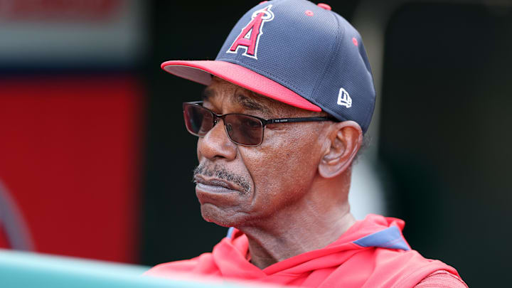Jun 21, 2025; Anaheim, California, USA; Los Angeles Angels manager Ron Washington (37) watches batting practice from a dugout before the game against the Houston Astros at Angel Stadium. Washington is stepping indefinitely away from the team due to health reasons. Mandatory Credit: Kiyoshi Mio-Imagn Images Jun 21, 2025; Anaheim, California, USA; Los Angeles Angels manager Ron Washington (37) watches batting practice from a dugout before the game against the Houston Astros at Angel Stadium. Washington is stepping indefinitely away from the team due to health reasons. Mandatory Credit: Kiyoshi Mio-Imagn Images