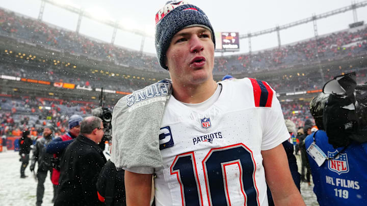 Jan 25, 2026; Denver, CO, USA; New England Patriots quarterback Drake Maye (10) reacts after defeating the Denver Broncos in the 2026 AFC Championship Game at Empower Field at Mile High. Jan 25, 2026; Denver, CO, USA; New England Patriots quarterback Drake Maye (10) reacts after defeating the Denver Broncos in the 2026 AFC Championship Game at Empower Field at Mile High.