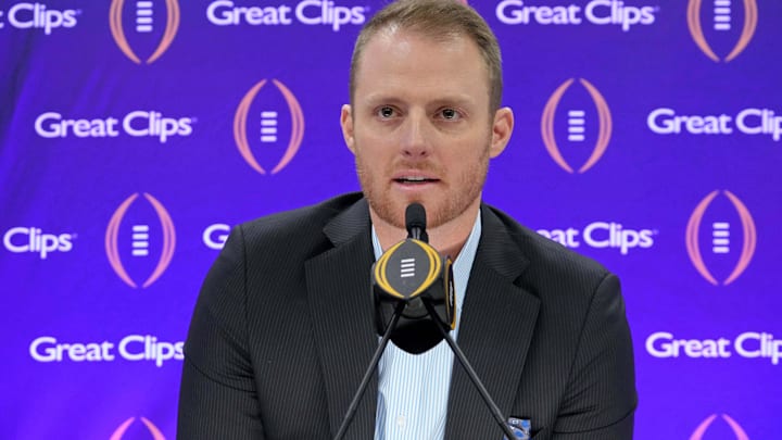 Jan 6, 2024; Houston, TX, USA; ESPN analyst Greg McElroy talks to the media during media day before the College Football Playoff national championship game against the Michigan Wolverines at George R Brown Convention Center. Mandatory Credit: Kirby Lee-Imagn Images Jan 6, 2024; Houston, TX, USA; ESPN analyst Greg McElroy talks to the media during media day before the College Football Playoff national championship game against the Michigan Wolverines at George R Brown Convention Center. Mandatory Credit: Kirby Lee-Imagn Images