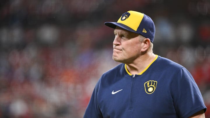 Sep 19, 2025; St. Louis, Missouri, USA; Milwaukee Brewers manager Pat Murphy (49) looks on prior to a game against the St. Louis Cardinals at Busch Stadium. Mandatory Credit: Jeff Curry-Imagn Images Sep 19, 2025; St. Louis, Missouri, USA; Milwaukee Brewers manager Pat Murphy (49) looks on prior to a game against the St. Louis Cardinals at Busch Stadium. Mandatory Credit: Jeff Curry-Imagn Images