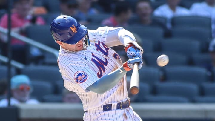 New York Mets first baseman Pete Alons