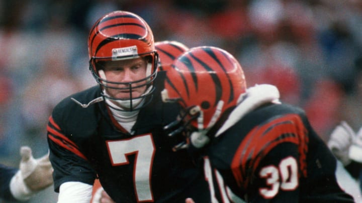 JANUARY 21, 1989: Quarterback Boomer Esiason, left, was named the NFL's MVP for his passing, but the running of rookie fullback Ickey Woods carried the Bengals through the AFC playoffs.

The Bengals 1 1