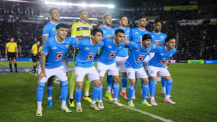 Cruz Azul analiza si contratará más refuerzos Cruz Azul analiza si contratará más refuerzos