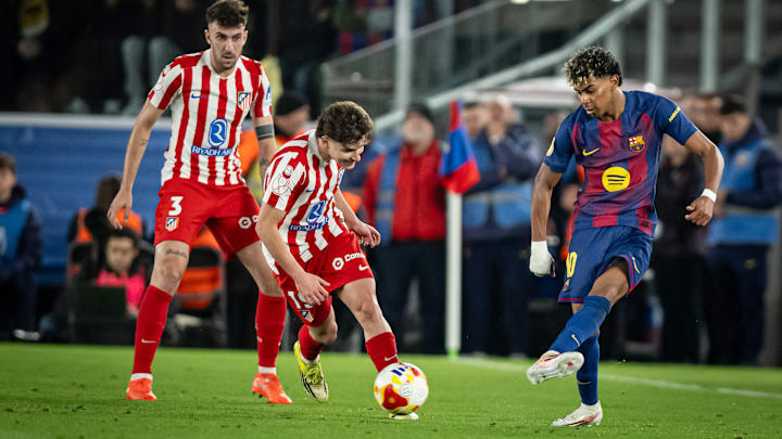 Lamine Yamal (FC Barcelona) and Julian Alvarez (Atlético de
