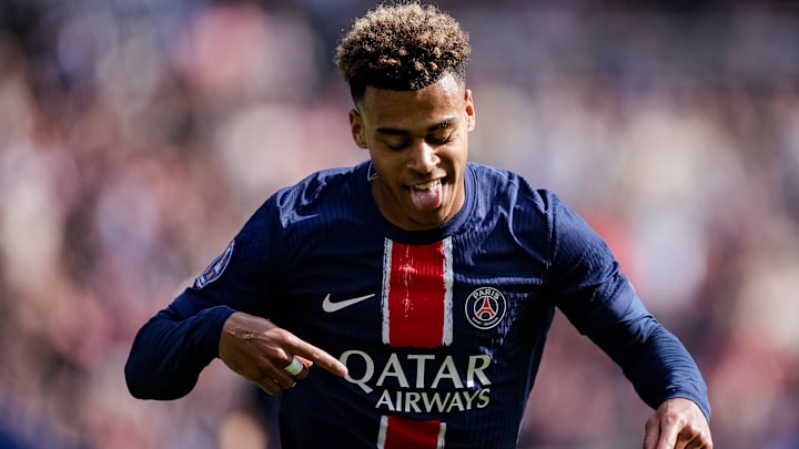 Désiré Doué était annoncé bientôt prolongé.