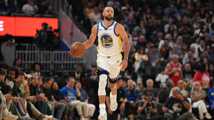 Stephen Curry terminó con 29 puntos Stephen Curry terminó con 29 puntos