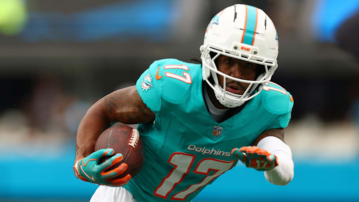 Miami Dolphins v Carolina Panthers - NFL 2025
