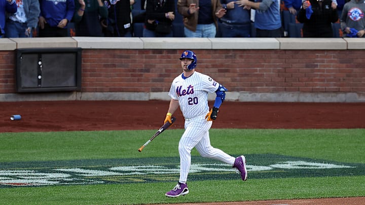 Pete Alonso returns to the New York Mets in 2025 after an NLCS appearance with the team in 2024.