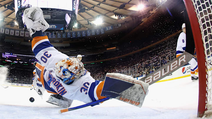 New York Islanders v New York Rangers