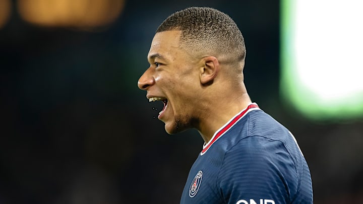 Mbappé continua movimentando os bastidores de PSG e Real Madrid Mbappé continua movimentando os bastidores de PSG e Real Madrid
