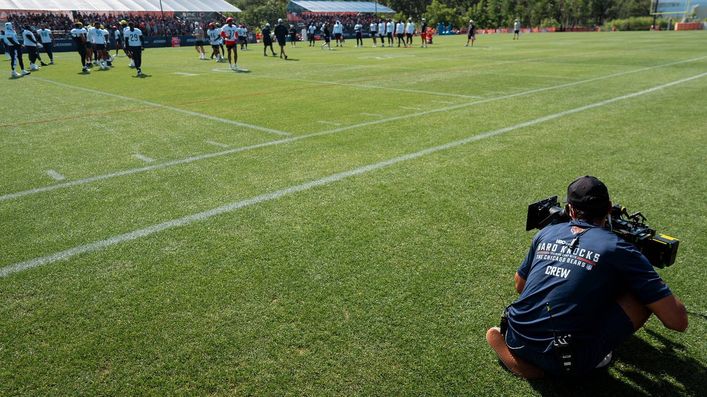 Bill Belichick Joins UNC Football in 'Hard Knocks' Debut