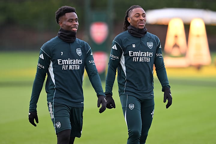 布卡约·萨卡，埃贝雷奇·埃泽