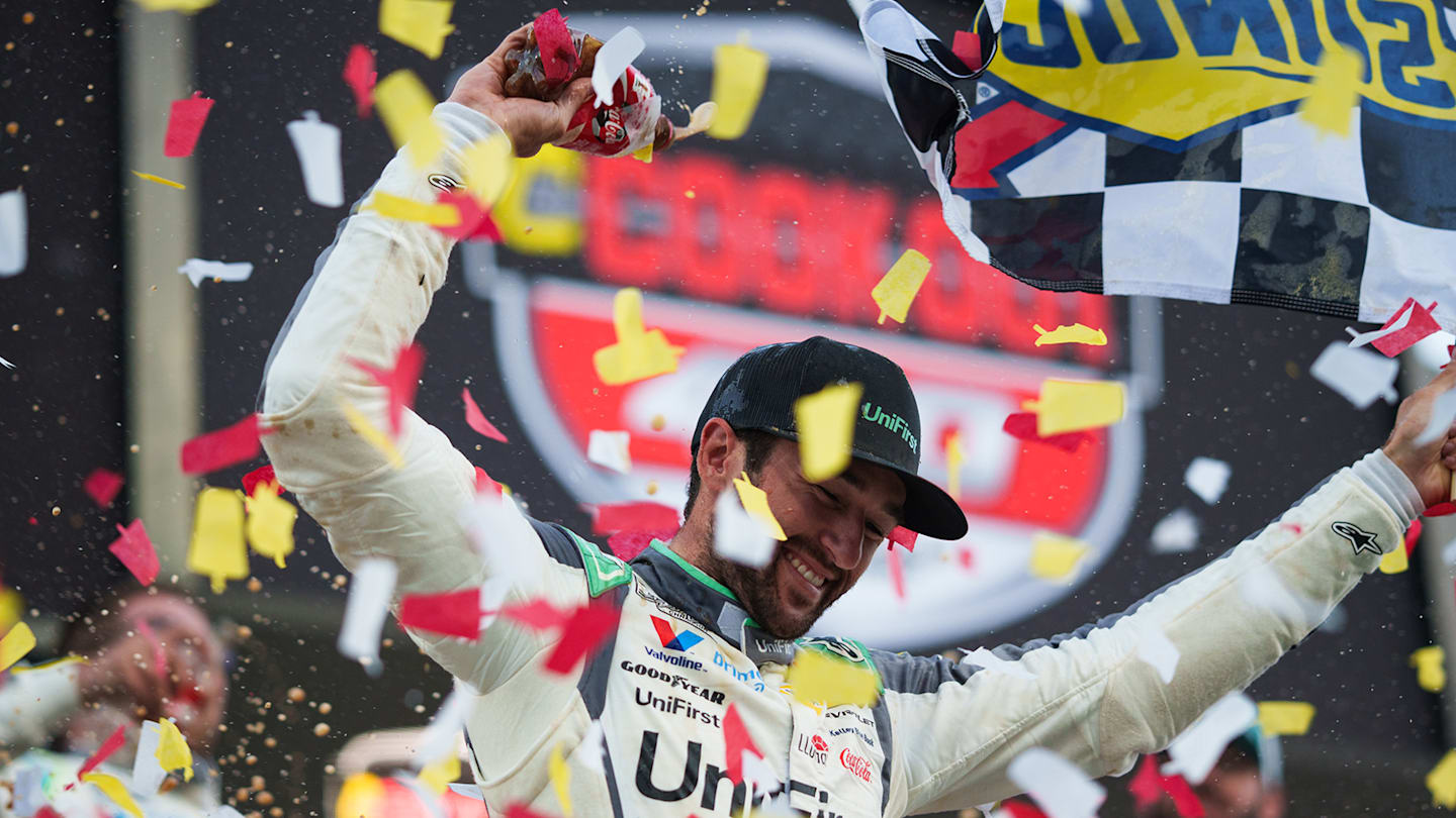 Opportune Caution Leads to Martinsville Win For Chase Elliott