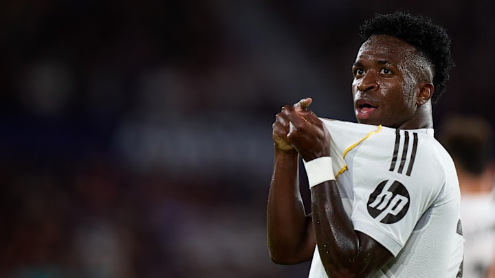 Vinicius Jr et Xabi Alonso ont eu une altercation après le Clasico contre le FC Barcelone