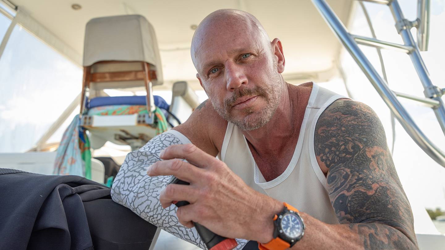 Paul de Gelder talks bull sharks, overcoming his shark attack, and more