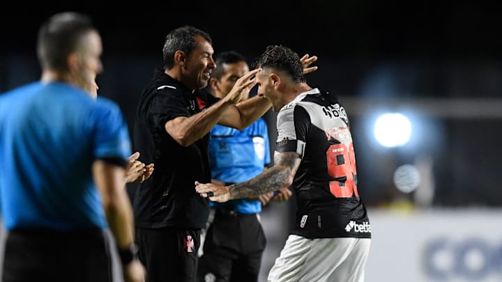 Carille demonstrou incômodo com vaias da torcida