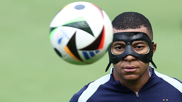 Kylian Mbappé, remplaçant face aux Pays-Bas