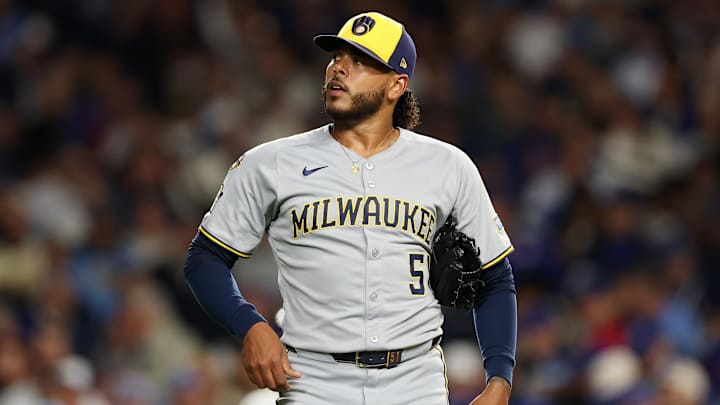 Division Series - Milwaukee Brewers v Chicago Cubs - Game Four Division Series - Milwaukee Brewers v Chicago Cubs - Game Four