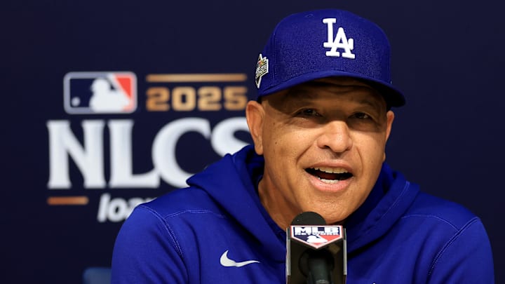 National League Championship Series - Milwaukee Brewers v Los Angeles Dodgers - Game Three