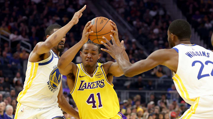 El base de Lakers tendrá las zapatillas de Stephen Curry