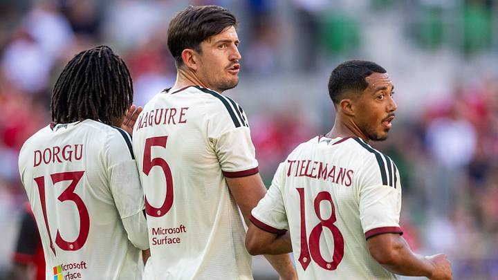 Patrick Dorgu, Harry Maguire, Youri Tielemans, Manchester United Patrick Dorgu, Harry Maguire, Youri Tielemans, Manchester United