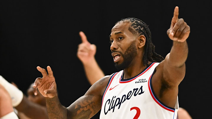 Oct 12, 2025; Inglewood, California, USA; Los Angeles Clippers forward Kawhi Leonard (2) points after the ref makes a call against the Denver Nuggets during the second quarter at Intuit Dome. Mandatory Credit: Jonathan Hui-Imagn Images Oct 12, 2025; Inglewood, California, USA; Los Angeles Clippers forward Kawhi Leonard (2) points after the ref makes a call against the Denver Nuggets during the second quarter at Intuit Dome. Mandatory Credit: Jonathan Hui-Imagn Images