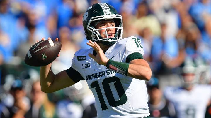 Oct 24, 2026; Pasadena, California, USA; Michigan State Spartans quarterback Kayd Coffman (10) throws a pass during the second half against the UCLA Bruins at Rose Bowl. Mandatory Credit: Gary A. Vasquez-Imagn Images Oct 24, 2026; Pasadena, California, USA; Michigan State Spartans quarterback Kayd Coffman (10) throws a pass during the second half against the UCLA Bruins at Rose Bowl. Mandatory Credit: Gary A. Vasquez-Imagn Images