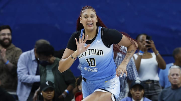 Chicago Sky center Kamilla Cardoso is a solid prop target on Friday.