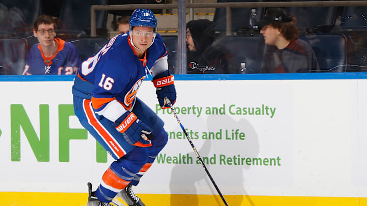 Philadelphia Flyers v New York Islanders
