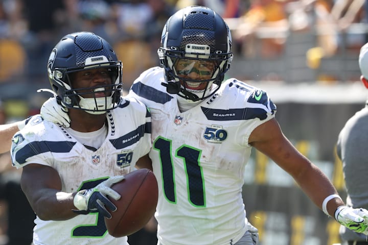 Seattle Seahawks running back Kenneth Walker III (9) celebrates his touchdown Seattle Seahawks running back Kenneth Walker III (9) celebrates his touchdown